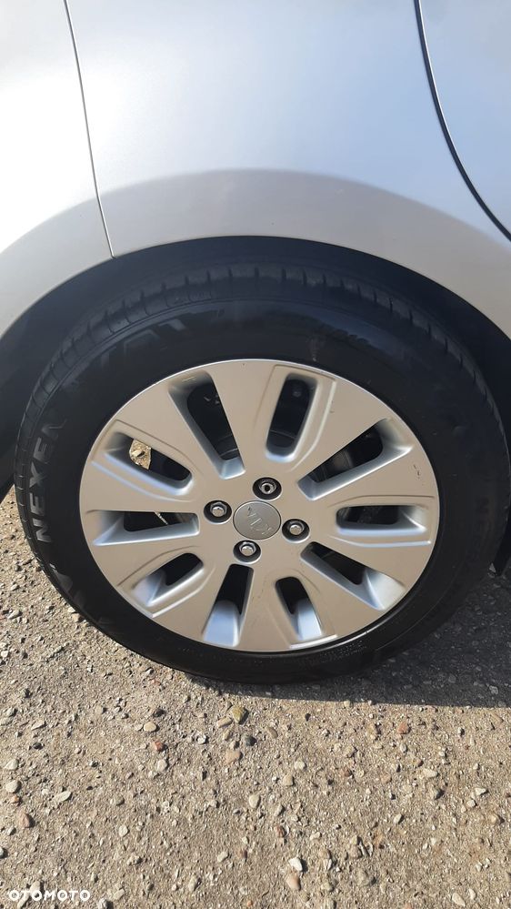 Kia Rio 1.2 Attract - 30