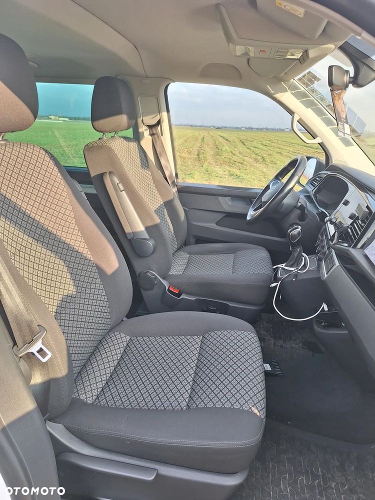 Volkswagen Multivan ver-2-0-tdi-l1-trendline-dsg - 11