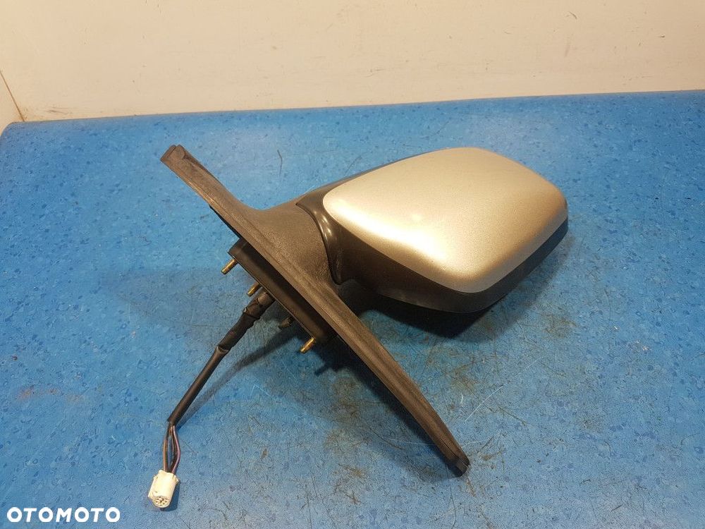 TOYOTA COROLLA VERSO I LUSTERKO PRAWE 1D9 - 12