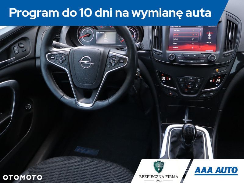 Opel Insignia - 8
