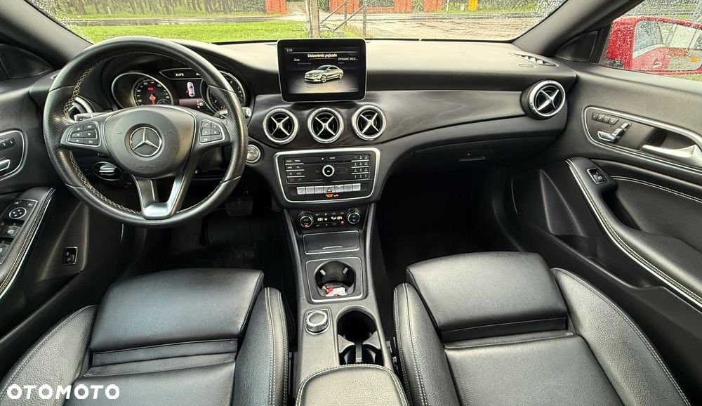 Mercedes-Benz CLA 250 4Matic 7G-DCT AMG Line - 17