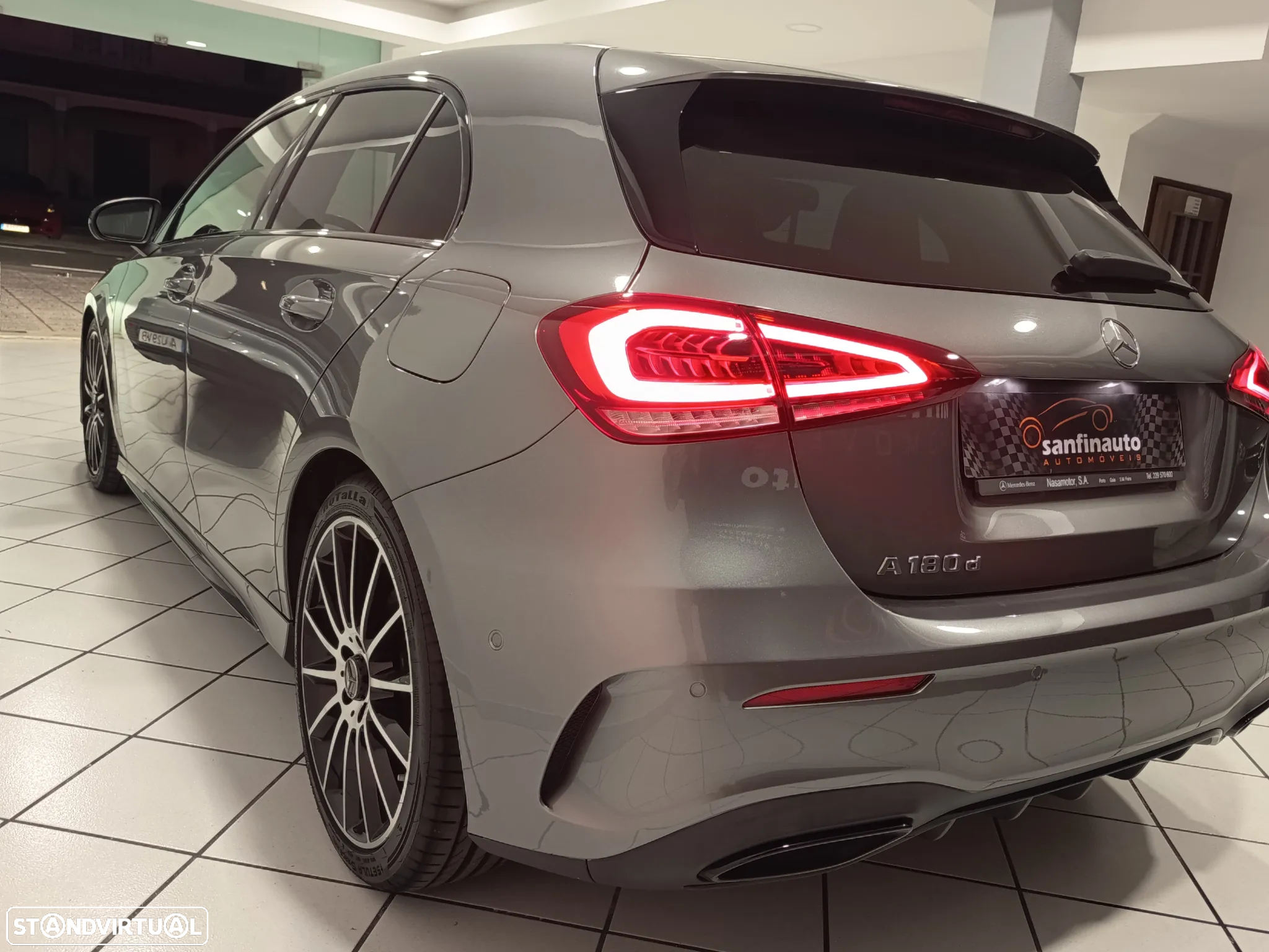 Mercedes-Benz A 180 d AMG Line - 10