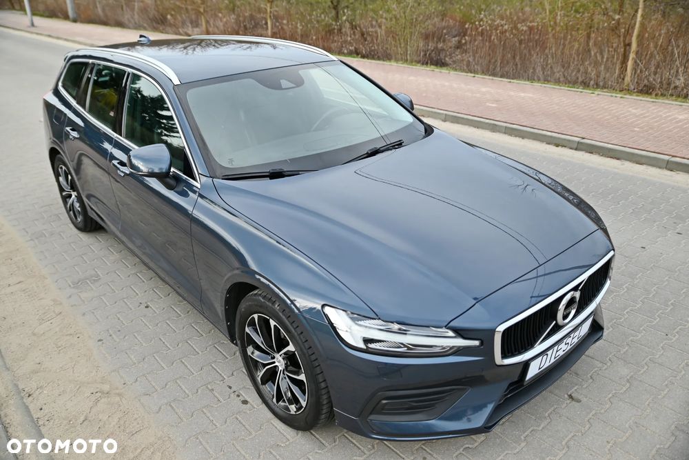 Volvo V60 D4 Geartronic Momentum Pro - 17