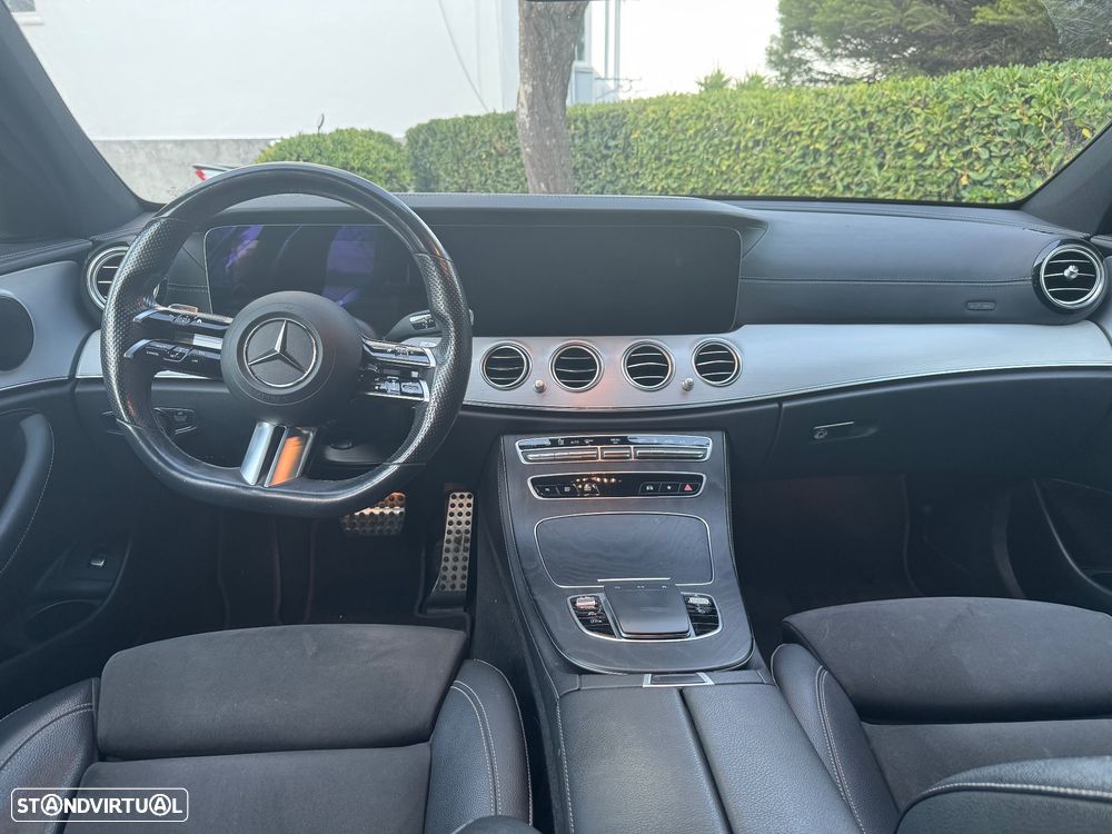 Mercedes-Benz E 300 de AMG Line 4Matic - 12