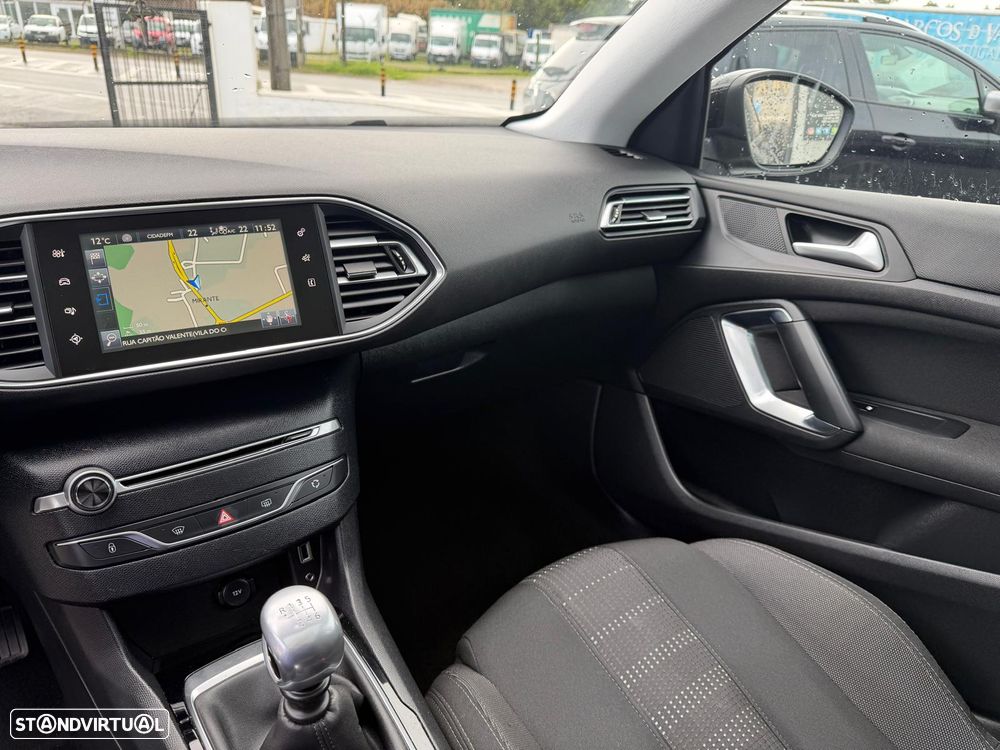 Peugeot 308 1.6 e-HDi Active - 13