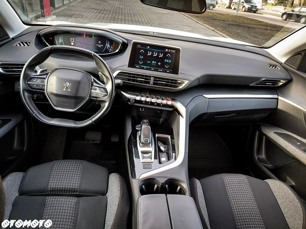 Peugeot 3008 1.2 PureTech Allure S&S EAT6 - 10
