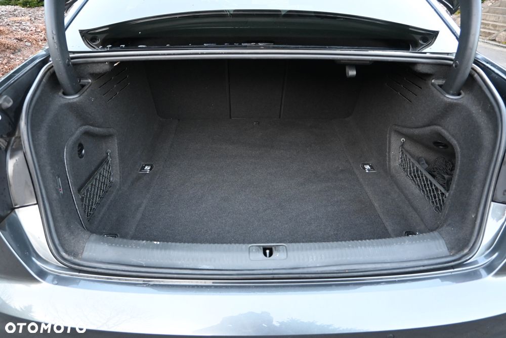 Audi A4 Limousine 35 TFSI S tronic S line - 33