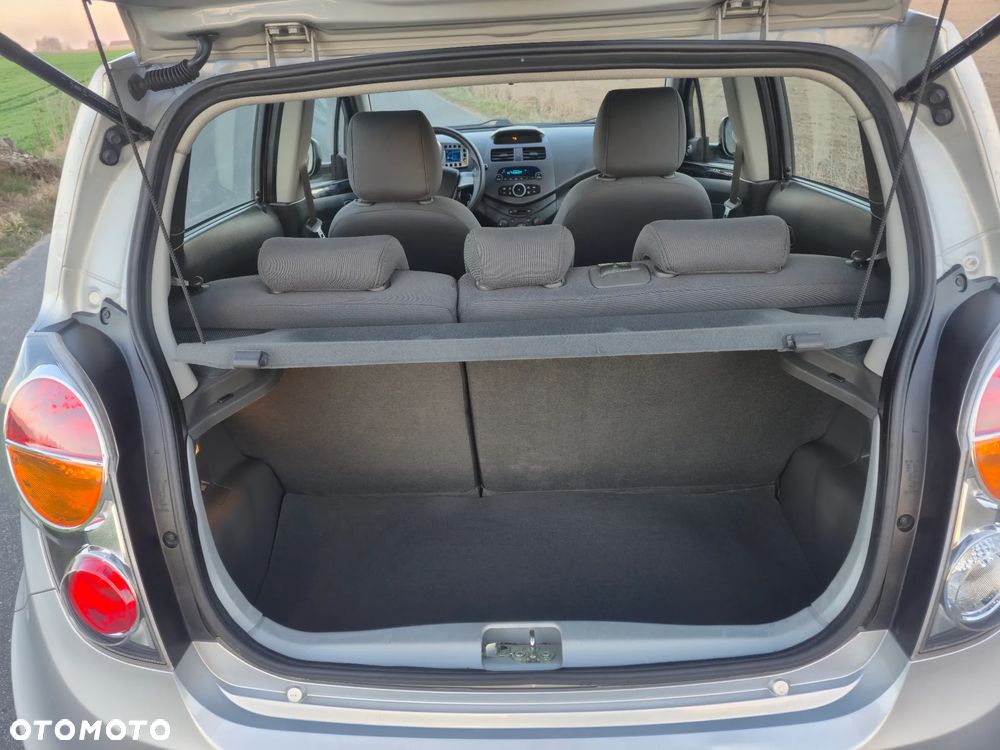 Chevrolet Spark 1.0 LS - 20