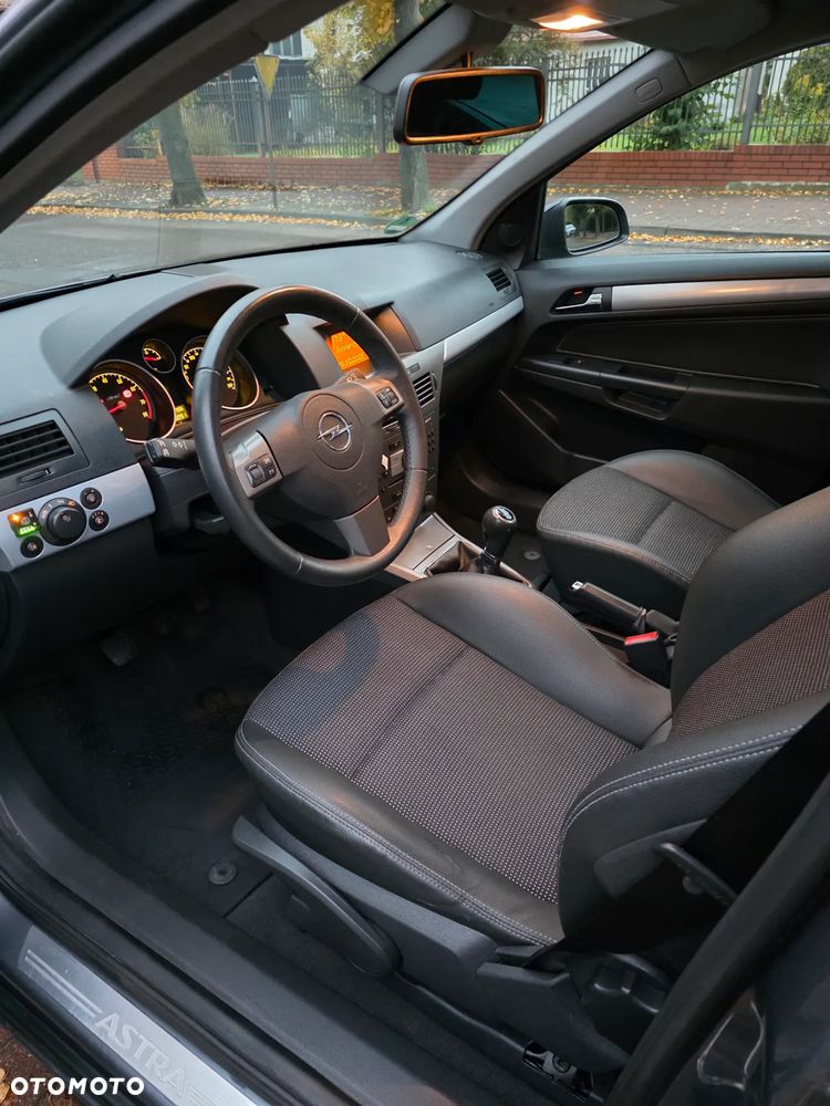 Opel Astra - 19