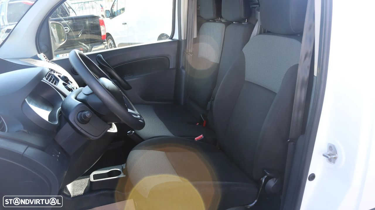 Renault Kangoo 1.5DCI BUSINESS MAXI LONGA - 17