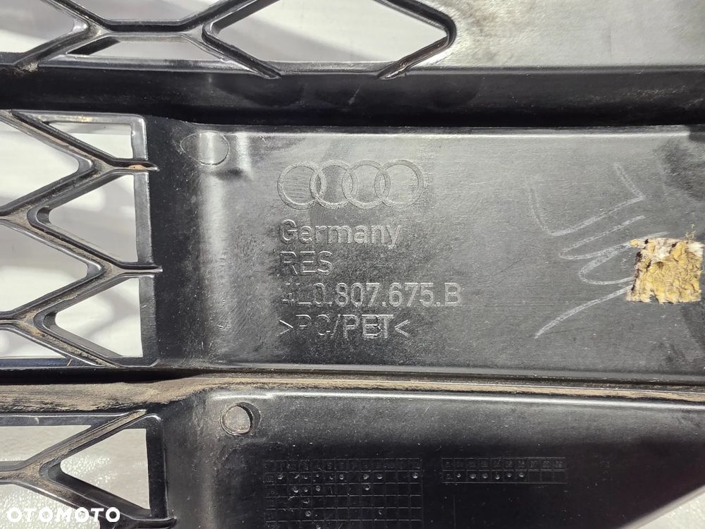 AUDI Q7 4L0 LIFT 09-15 S-LINE V12 W12 LEWA / PRAWA KRATKA BOCZNA ZDERZAKA PRZEDNIEGO PRZÓD NR 4L0807676B / 4L0807675B NR AUKCJI KB90 - 19