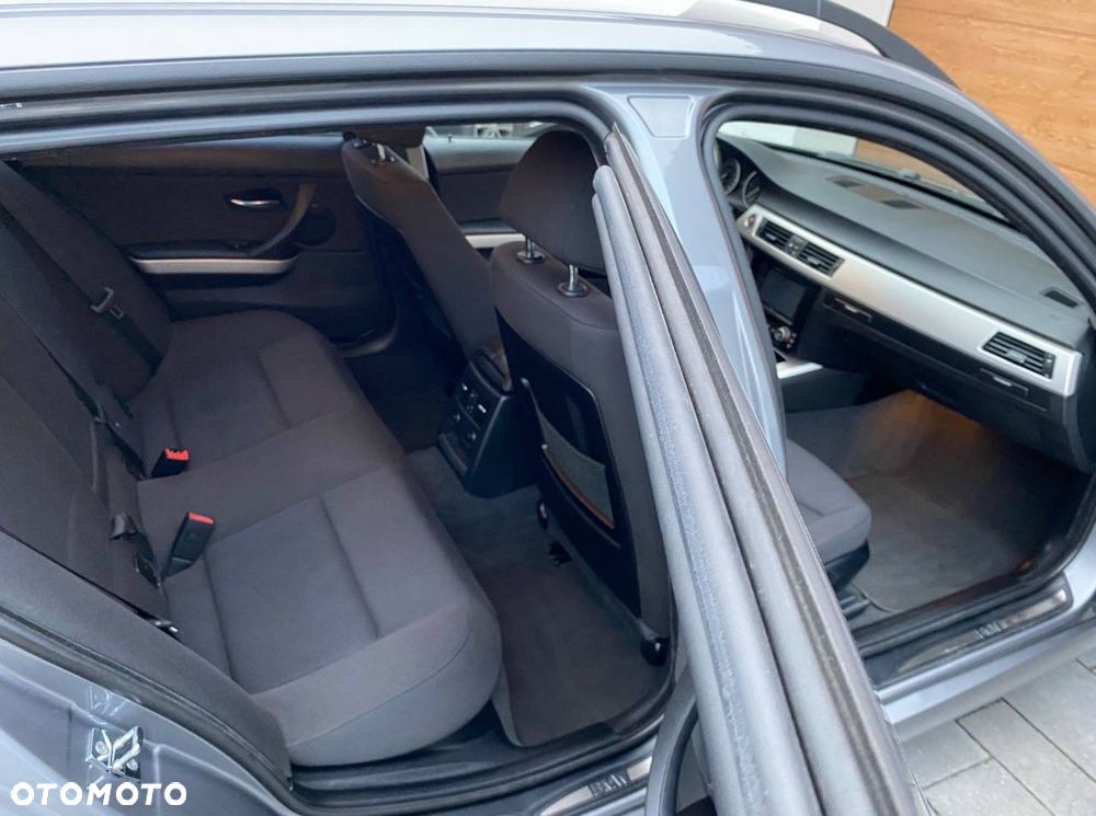 BMW Seria 3 - 19