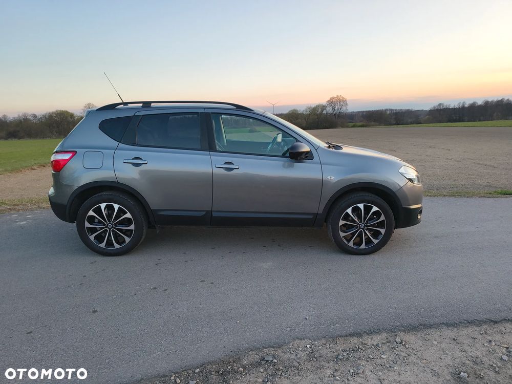 Nissan Qashqai 1.6 DCi ALL-MODE 4x4i TEKNA+ - 2
