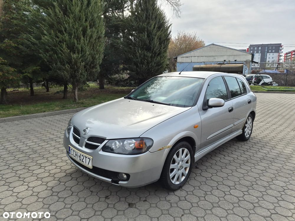 Nissan Almera 1.8 Tekna - 1