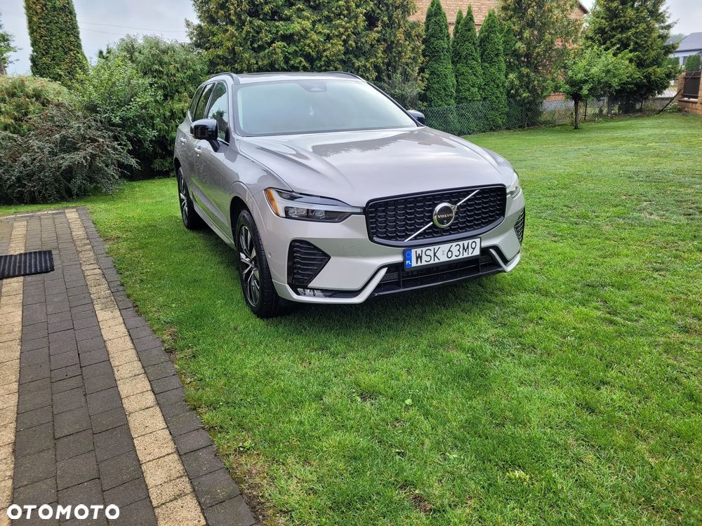 Volvo XC 60 B5 B AWD Plus Dark - 5