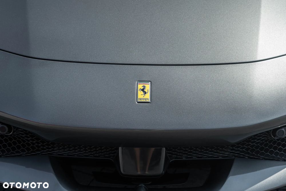 Ferrari 296 GTB - 10