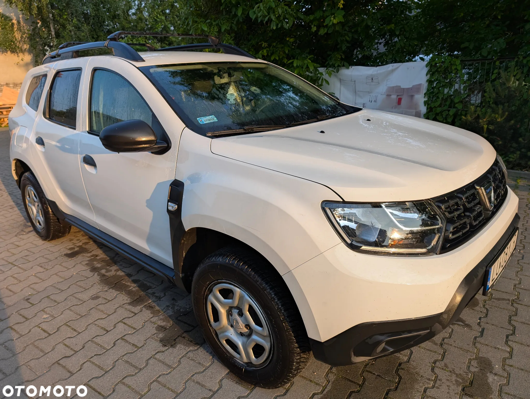 Dacia Duster 1.6 SCe Essential - 3