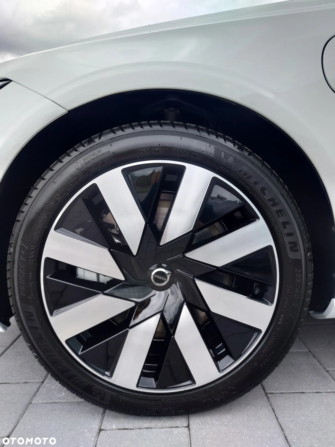 Volvo V90 T6 AWD Plug-In Hybrid Plus Dark - 6