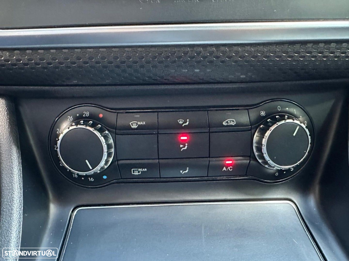 Mercedes-Benz A 180 d AMG Line Aut. - 33