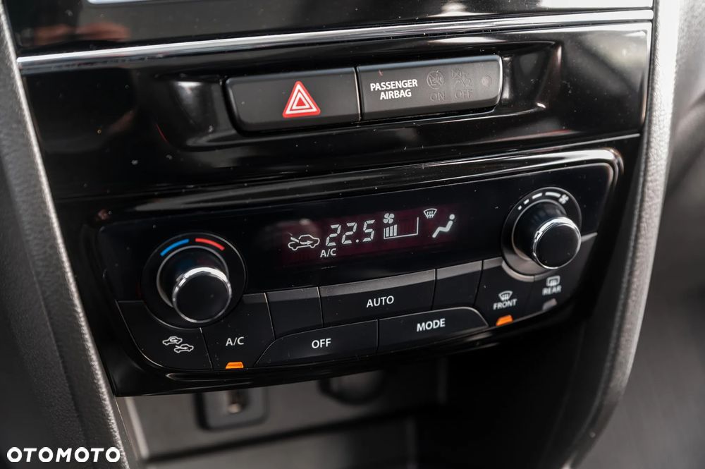 Suzuki Vitara 1.4 Boosterjet SHVS Premium 2WD - 27