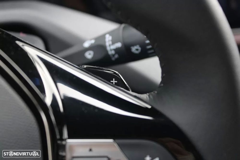 Peugeot 408 1.2 PureTech Allure EAT8 - 22