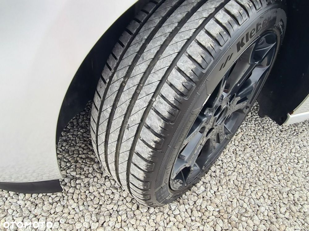 Citroën DS3 1.6 HDi SportChic - 27