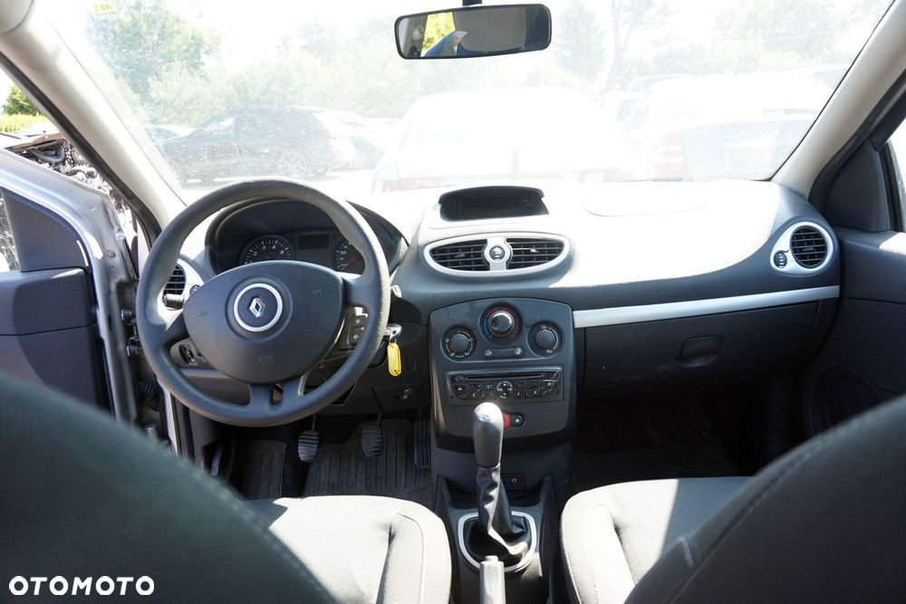 RENAULT CLIO III PH2 LIFT 5D HB 2009 TED69 1.2 16V D4F740 74KM JH3176 SREBRNY na części - 9