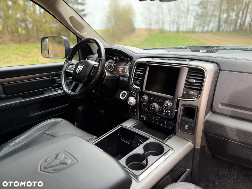 Dodge RAM 5.7 4x4 - 19