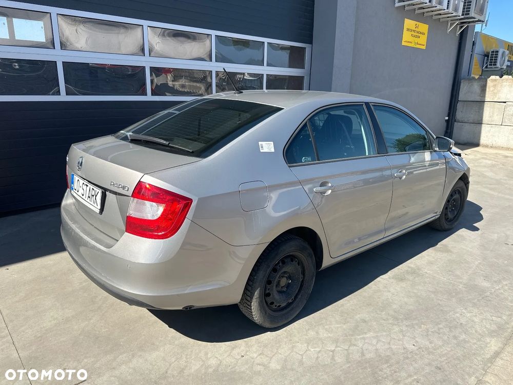 Skoda RAPID 1.2 TSI Style - 5