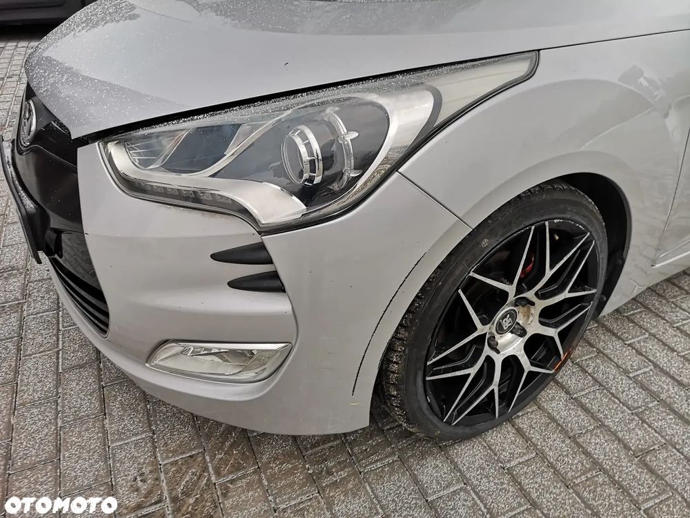Hyundai Veloster 1.6 GDI Premium - 20