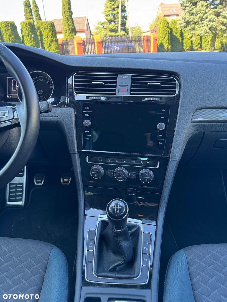 Volkswagen Golf 1.6 TDI SCR IQ.DRIVE - 21