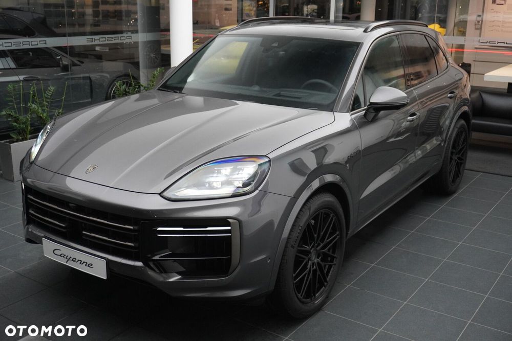 Porsche Cayenne - 4