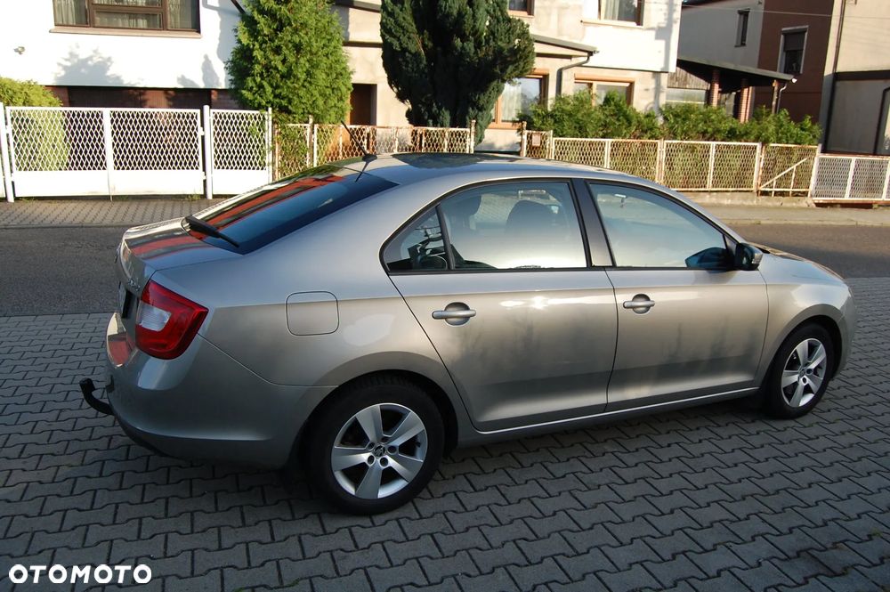 Skoda RAPID 1.2 TSI Ambition - 4