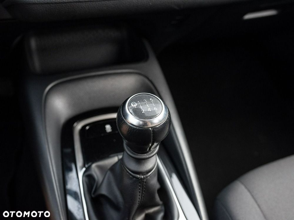 Toyota Corolla 1.5 Comfort - 16
