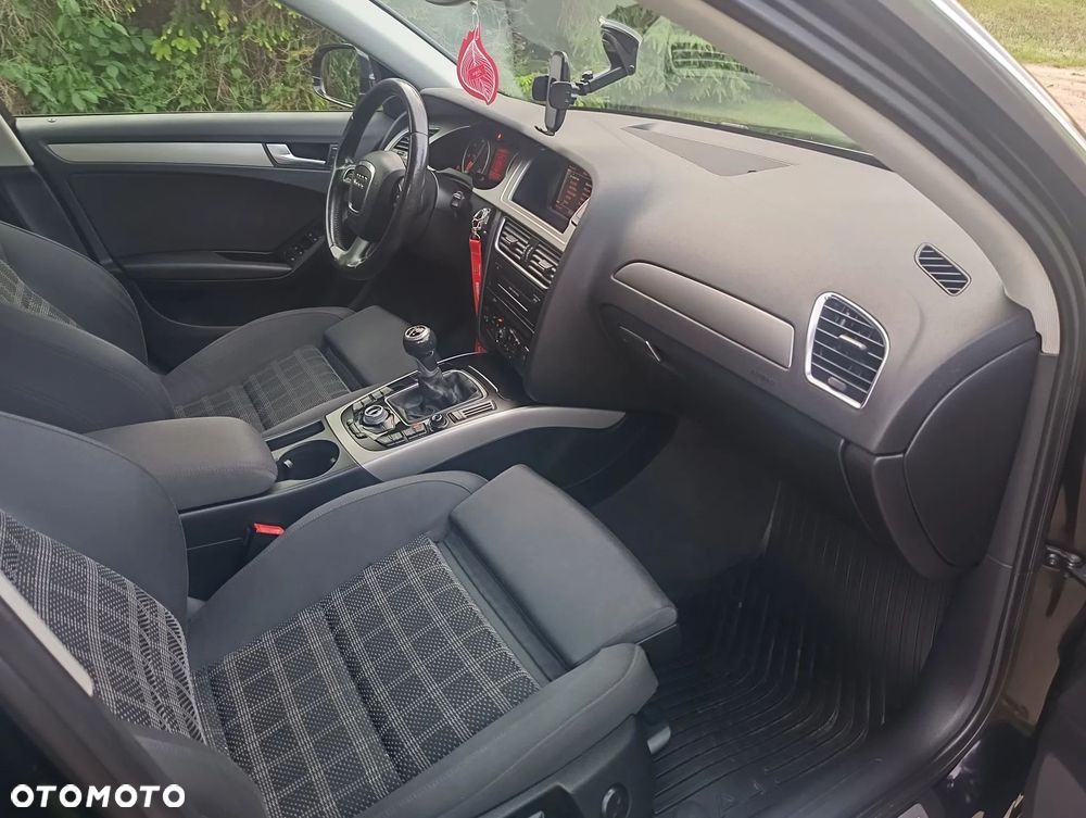 Audi A4 Avant 2.0 TDI DPF S line Sportpaket - 22