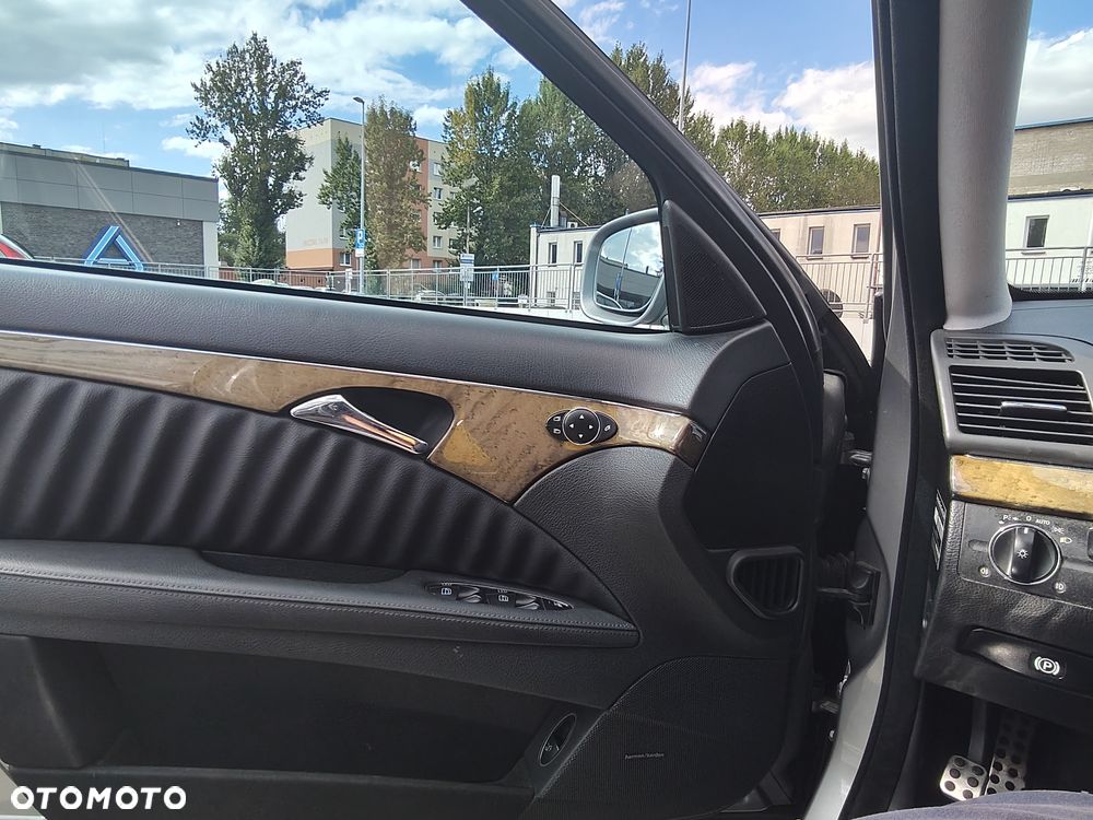 Mercedes-Benz Klasa E 350 4-Matic Avantgarde - 12