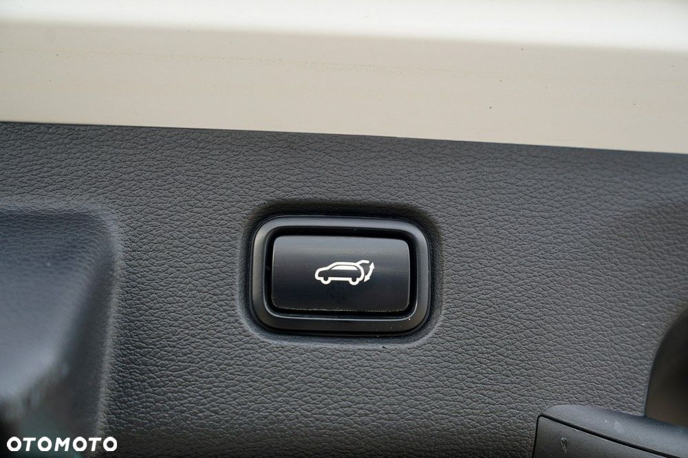 Kia Sportage - 16