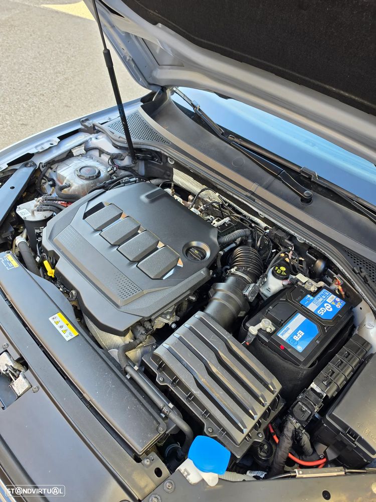 VW Passat Variant 2.0 TDI Elegance DSG - 10