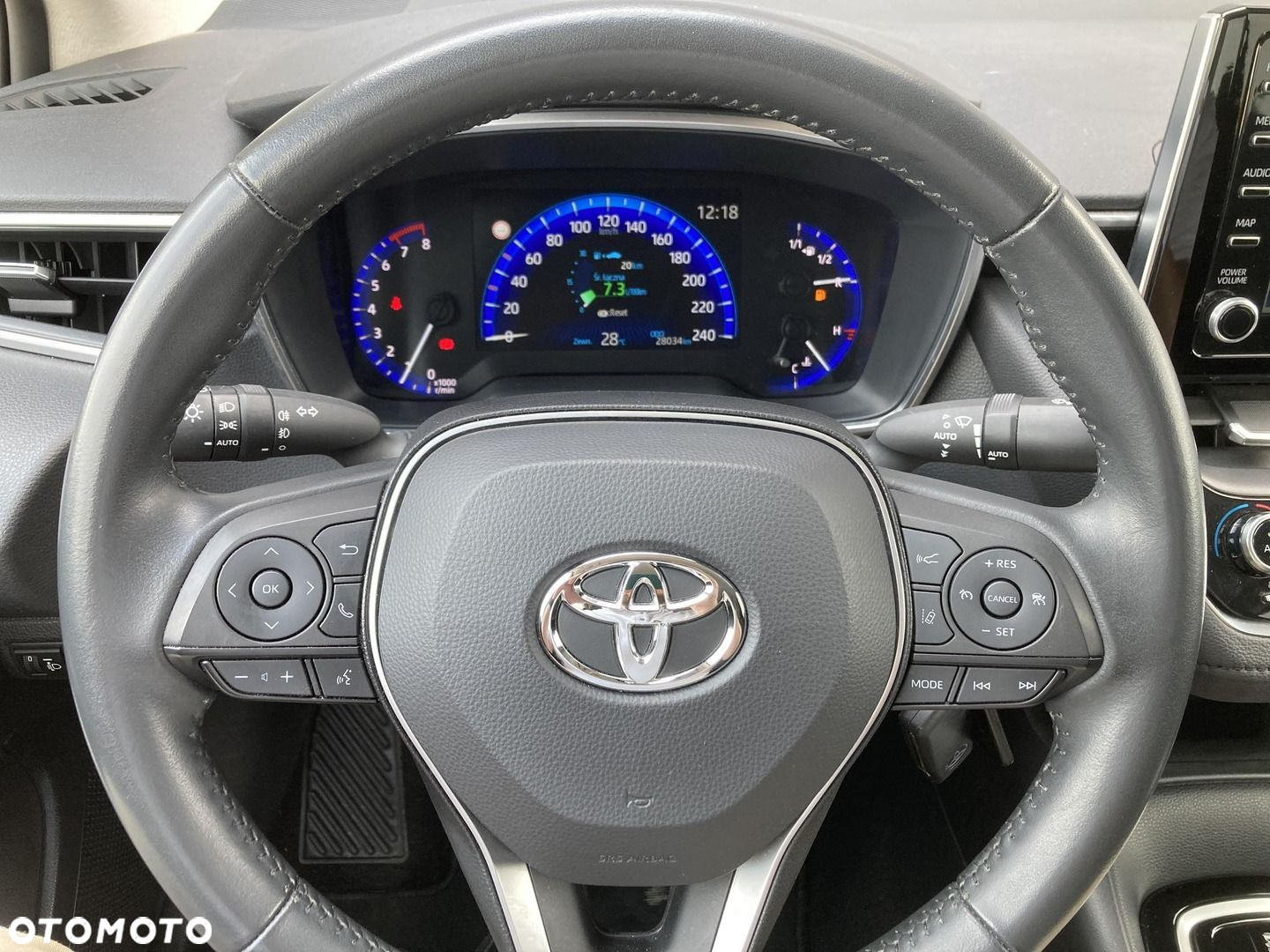 Toyota Corolla - 22