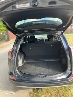 Toyota RAV4 - 8