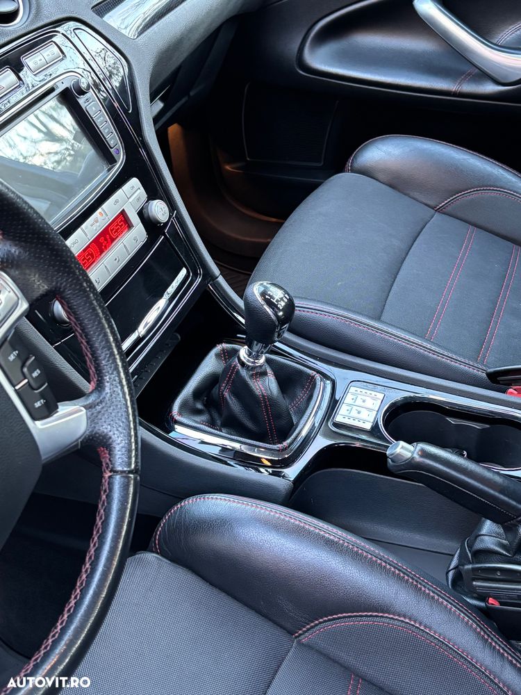 Ford Mondeo 2.2 TDCi Titanium - 8