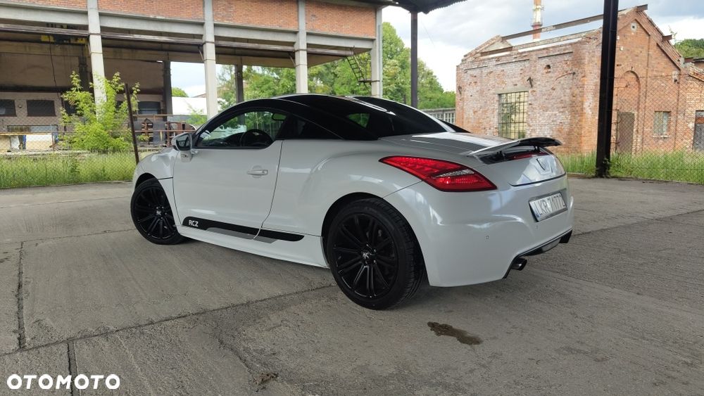Peugeot RCZ - 4