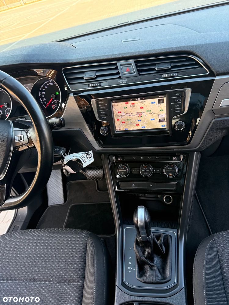 Volkswagen Touran 1.6 TDI SCR (BlueMotion Technology) DSG Trendline - 18