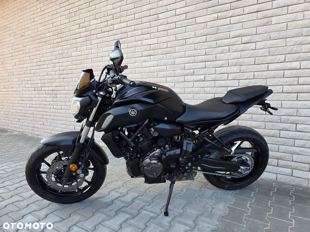Yamaha MT - 4