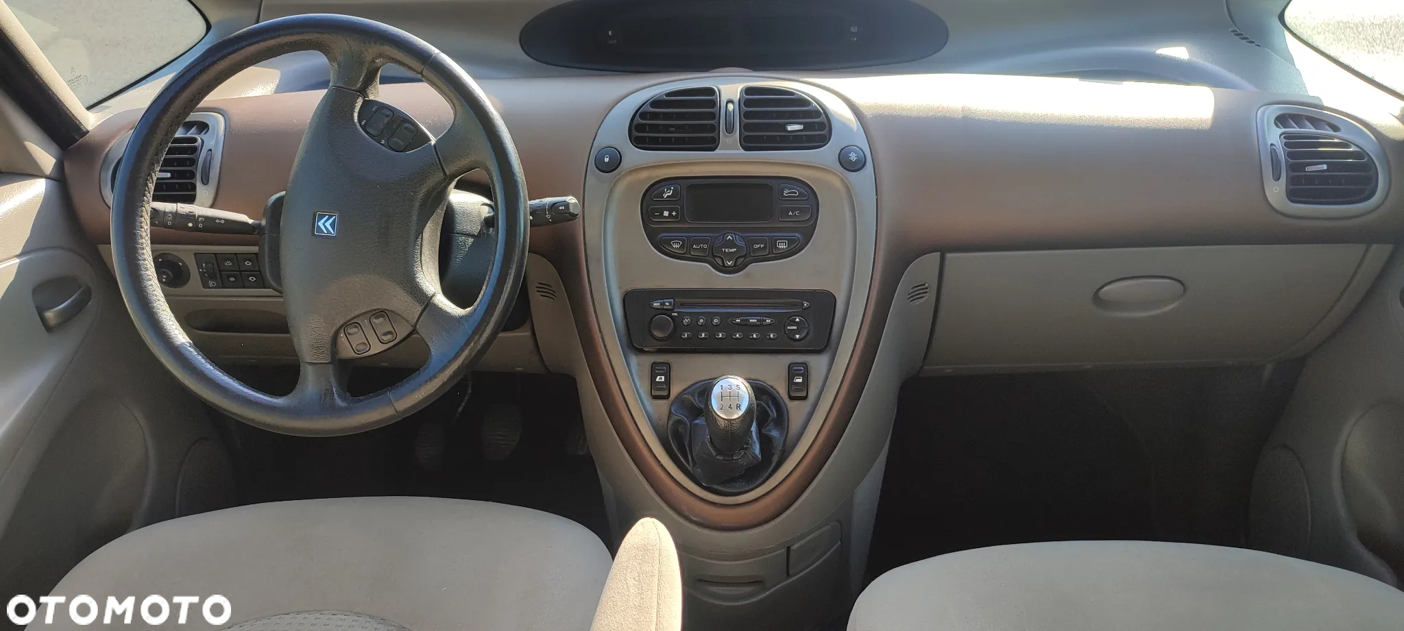 Citroën Xsara Picasso 1.8i SX Plus Top-Edition - 9