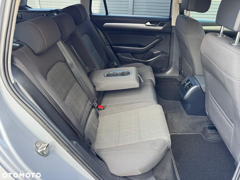 Volkswagen Passat Variant 1.5 TSI EVO Business - 36
