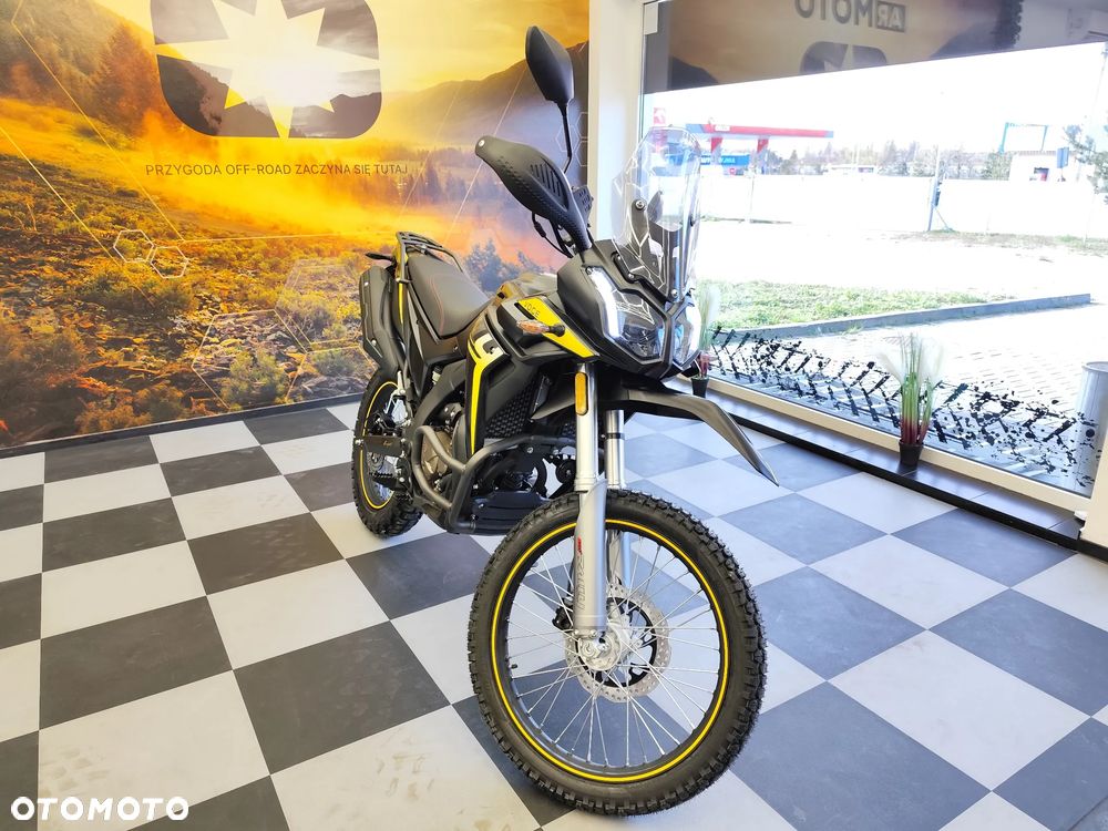 VOGE 300GY RALLY - 12