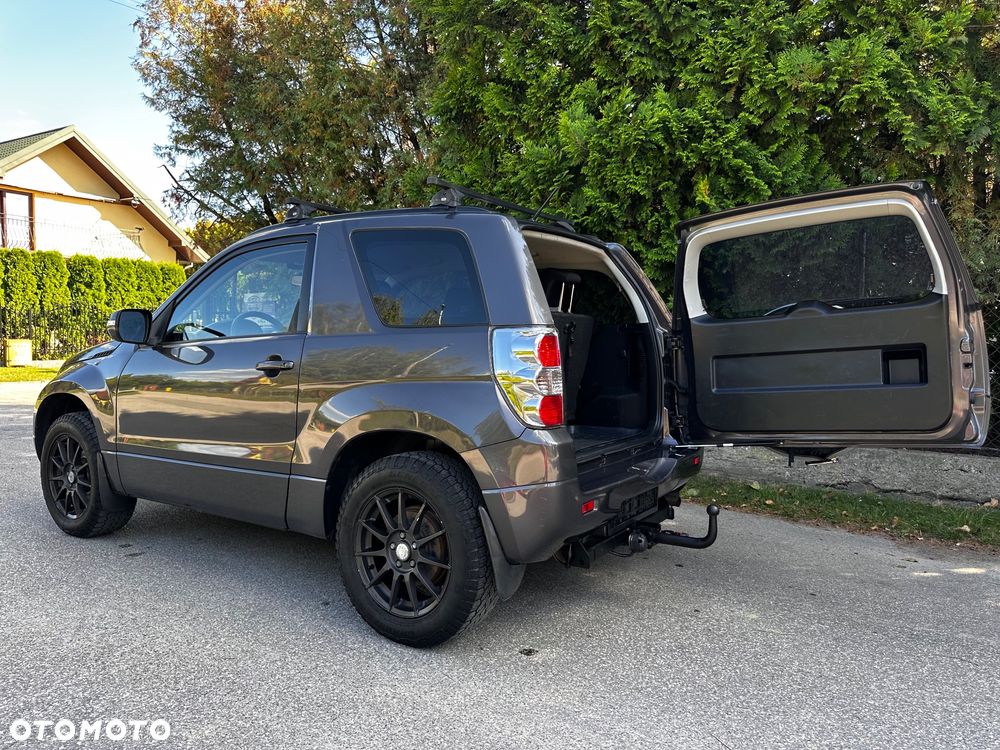 Suzuki Grand Vitara 1.6 De luxe - 16