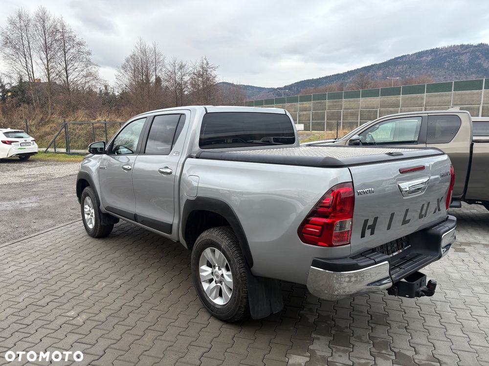 Toyota Hilux 4x4 Double Cab Autm Duty Comfort - 5