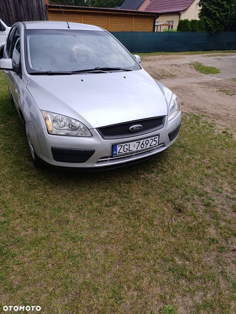 Ford Focus 1.8 TDCi Ambiente - 2